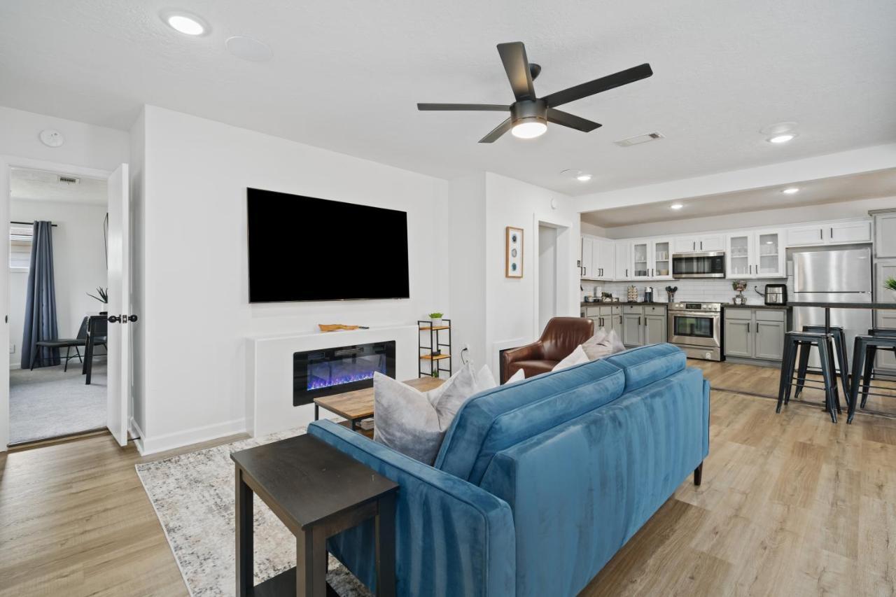 The Gated Modern Home Near Nrg And Medical Center Houston Exterior foto